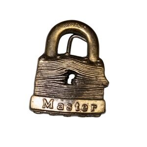 Vintage Master Lock "tough under fire" Belt‎ Buckle